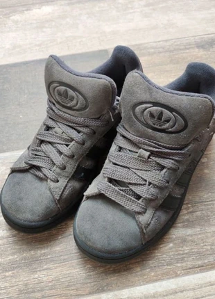 Adidas campus grises, merk: adidas, staat: Nieuw zonder prijskaartje, maat: 37.5, € 50,00, € 53,20 inclusief Kopersbescherming