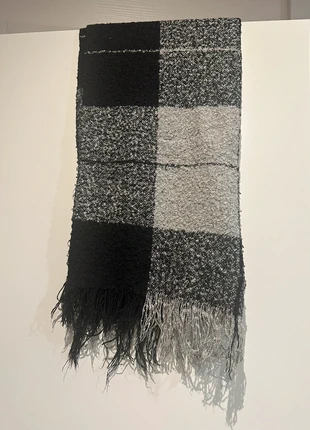 Écharpe à carreaux Pimkie, marque: Pimkie, état: Très bon état, 4,00 €, 4,90 € Protection acheteurs incluse