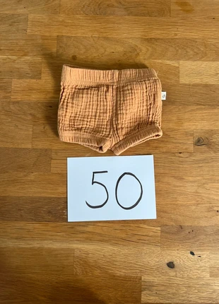 Kort broekje zeeman maat 50, marque: Zeeman, état: Neuf sans étiquette, taille: Jusqu'à 1 mois / 50 cm, 1,00 €, 1,75 € Protection acheteurs incluse