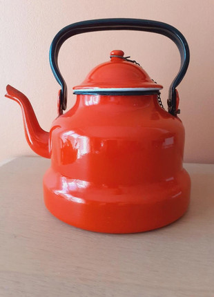 Ancienne bouilloire rouge, marque: Vintage, état: Satisfaisant, 10,00 €, 11,20 € Protection acheteurs incluse