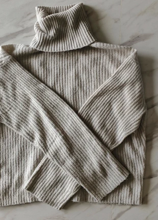 White turtleneck jumper, brand: H&M, condition: Very good, size: S / 36 / 8, €6.00, €7.00 includes Buyer Protection