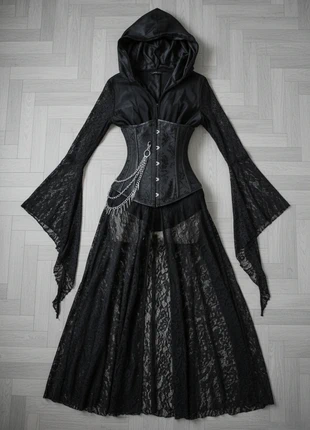 Robe Gothique à Capuche noir Femme avec Corset Jacquard Noir – Style Médiéval Élégant et Mystique, marke: Vintage Dressing, zustand: Sehr gut, größe: S / 36 / 8, 65,00 €, 68,95 € inklusive Vinted-Käuferschutz