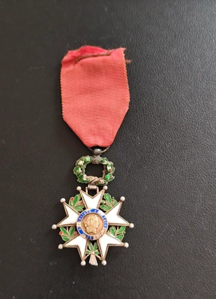 Médaille Légion d'honneur 3ème République- Poinçon argent, staat: Heel goed, € 55,00, € 58,45 inclusief Kopersbescherming