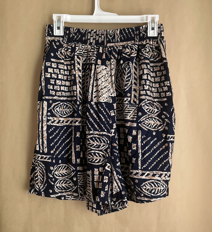 Vintage Rhymes Patterned Shorts 1