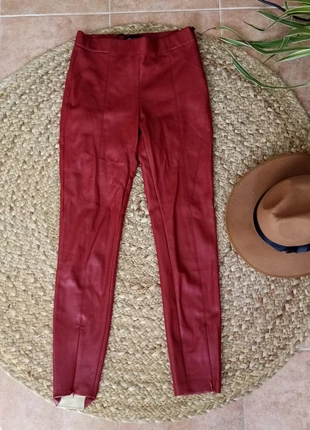 Pantalon slim simili cuir rouge Zara neuf, marque: Zara, état: Neuf sans étiquette, taille: S / 36 / 8, 11,00 €, 12,25 € Protection acheteurs (Pro) incluse