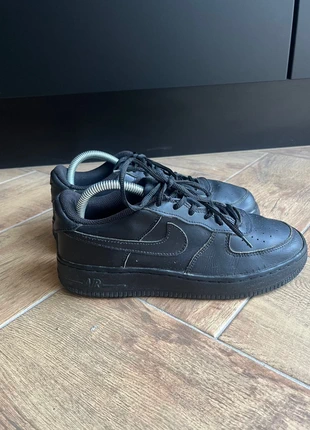 Baskets Nike - Air force one low noir - 38, marque: MINIMUM, état: Très bon état, taille: 38, 35,00 €, 37,45 € Protection acheteurs incluse