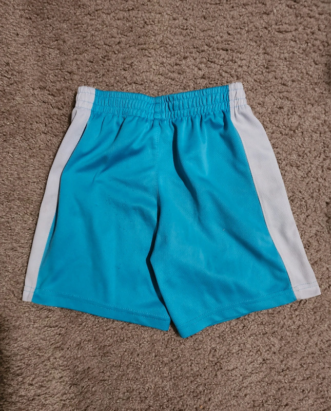 Boy's light blue Hurley athletic shorts Size 7 3