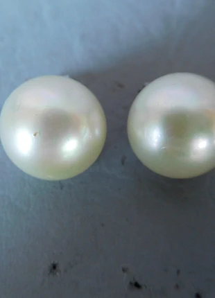 Boucle d'oreille ancienne clip ronde perle blanche nacre imitation argent massif femme jeune fille, merk: argent massif, staat: Heel goed, € 25,00, € 26,95 inclusief Kopersbescherming Pro