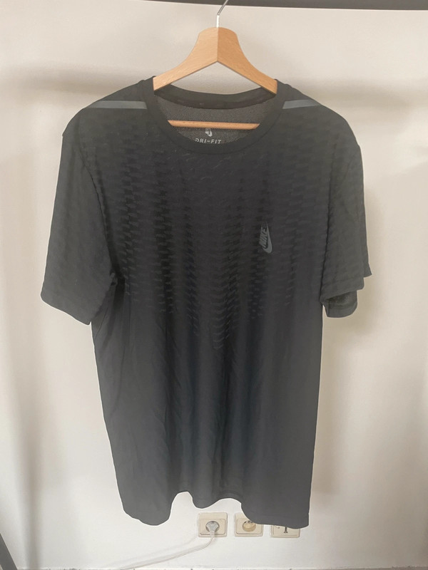 Nikelab near me online