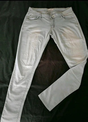 Jean bleu clair taille XL, état: Très bon état, taille: XL / 42 / 14, 9,00 €, 10,15 € Protection acheteurs incluse