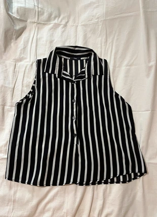 camicia a righe, brand: Zuiki, condizioni: Ottime, taglia: S / IT 40 / EU 36, €3.00, €3.85 include la Protezione acquisti