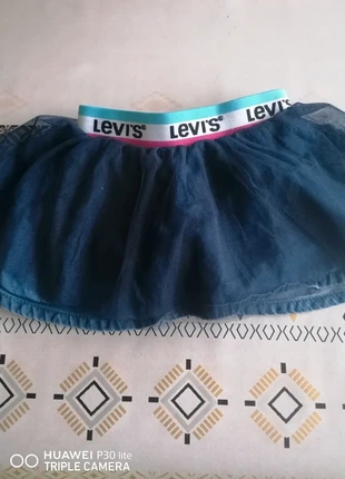 Jupe Levi's 6 mois, marque: Levi's, état: Très bon état, taille: 6-9 mois / 68 cm, 2,00 €, 2,80 € Protection acheteurs incluse