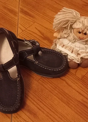 Scarpette scamosciate blu bimba, merk: Primigi, staat: Heel goed, maat: 28, € 4,00, € 4,90 inclusief Kopersbescherming