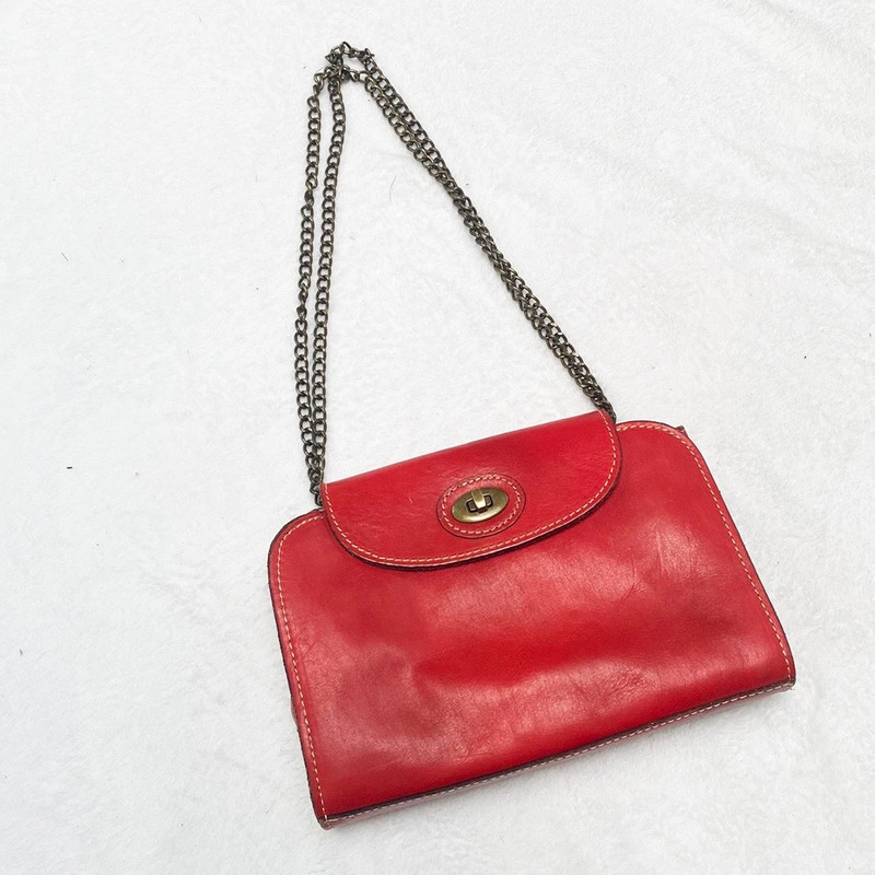 Patrica Nash red turn and lock leather shoulder bag 1