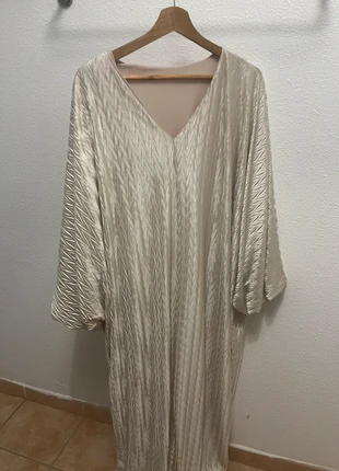 Robe plissée/Abaya plissé, marke: Classy Mastour, zustand: Neu, größe: Einheitsgröße, 35,00 €, 37,45 € inklusive Vinted-Käuferschutz