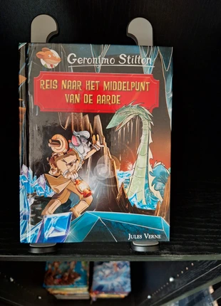 Geronimo stilton reis naar het middelpunt van de aarde, état: Très bon état, 4,00 €, 4,90 € Protection acheteurs incluse