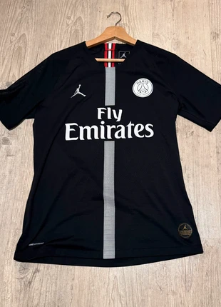 Maillot PSG Nike 2018-2019 Mbappé – Version Match Authentique, marke: Nike, zustand: Sehr gut, größe: M, 79,99 €, 84,69 € inklusive Vinted-Käuferschutz