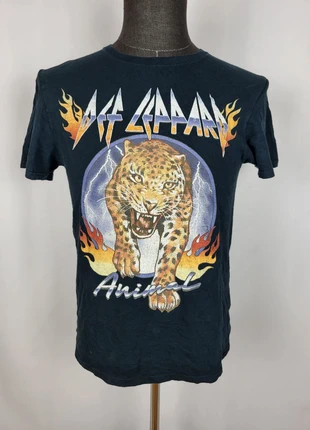 T-shirt graphique vintage noir Def Leppard Animal - 100% coton Taille S, marke: Def Leppard, zustand: Sehr gut, größe: S, 15,90 €, 17,40 € beinhaltet Vinted-Käuferschutz Pro