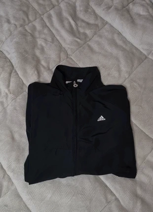 Veste adidas noir avec zip neuve taille s, marque: adidas, état: Neuf sans étiquette, taille: S, 15,00 €, 16,45 € Protection acheteurs incluse
