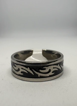 Bague acier inoxydable noire motif tribal – Style Y2K / grunge / street 🔥, état: Neuf sans étiquette, taille: 20,2 mm, 3,30 €, 4,17 € Protection acheteurs (Pro) incluse