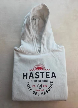 hastea hoodie enfant imprimé surf blanc cassé 8-10 ans vintage casual, marque: hastea, état: Bon état, taille: 9 ans / 134 cm, 6,00 €, 7,00 € Protection acheteurs incluse