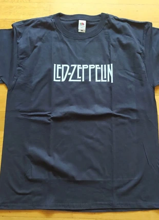 Maglietta Led Zeppelin colore nero, cotone 100%, chiedimi per le misure;), marque: Fruit of the Loom, état: Neuf sans étiquette, taille: L, 14,00 €, 15,40 € Protection acheteurs incluse