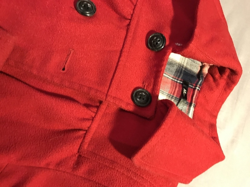 manteau rouge  2