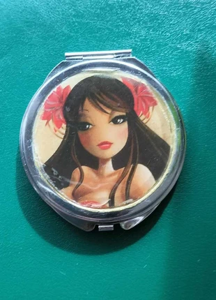 Miroir de poche, condizioni: Buone, €3.00, €3.85 include la Protezione acquisti