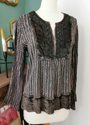 Blouse bohème brodé en viscose et velours 1990's, marque: bohème vintage, état: Très bon état, taille: M / 38 / 10, 26,00 €, 28,00 € Protection acheteurs (Pro) incluse
