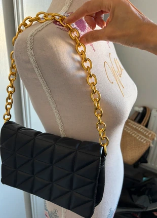 🖤 Sac noir matelassé avec chaîne dorée – Tendance & chic, pour un look habillé, condition: Very good, €6.00, €7.00 includes Buyer Protection