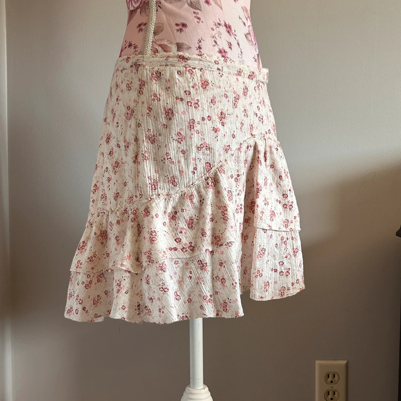 2000s floral mini skirt coquette ruffle skirt 3