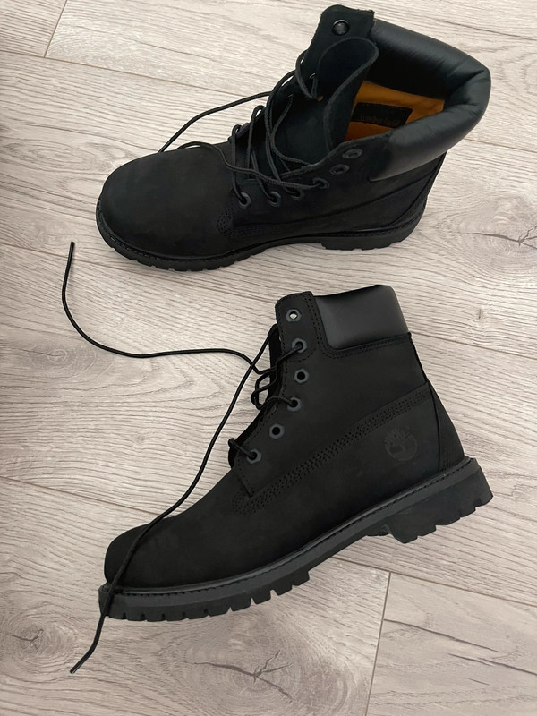 Black timberlands size deals 6