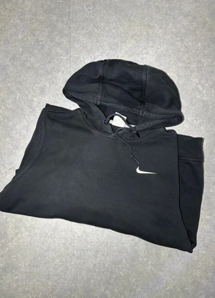 Pull Nike basic noir Taille S, marke: Nike, zustand: Sehr gut, größe: S, 15,00 €, 16,45 € inklusive Vinted-Käuferschutz