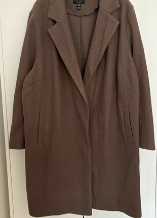 Manteau Newlook, marque: New Look, état: Très bon état, taille: 7XL / 54 / 26, 10,00 €, 11,20 € Protection acheteurs incluse