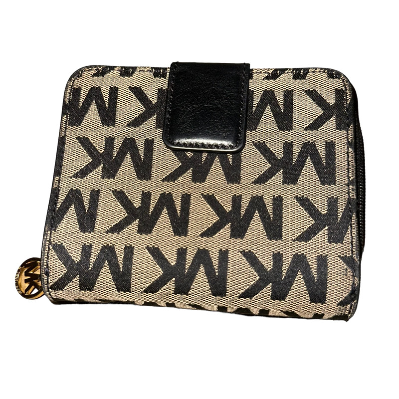 Michael Kors signature logo wallet 2