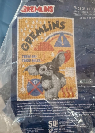 Puzzle 1000 pièces jamais ouvert, marca: Gremlins, estado: Novo sem etiquetas, €6.00, €7.00 inclui Proteção do Comprador
