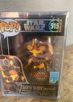 Funko Pop Star Wars: Darth Vader (Mustafar) met protector., merk: Funko, staat: Nieuw zonder prijskaartje, maat: Prematuur, tot 44 cm, € 50,00, € 53,20 inclusief Kopersbescherming