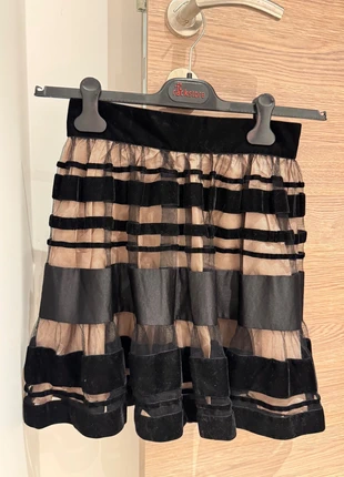 Jupe tulipe noir et rose vintage MANGO, marque: Vintage Dressing, état: Neuf sans étiquette, taille: S / 36 / 8, 14,00 €, 15,40 € Protection acheteurs incluse