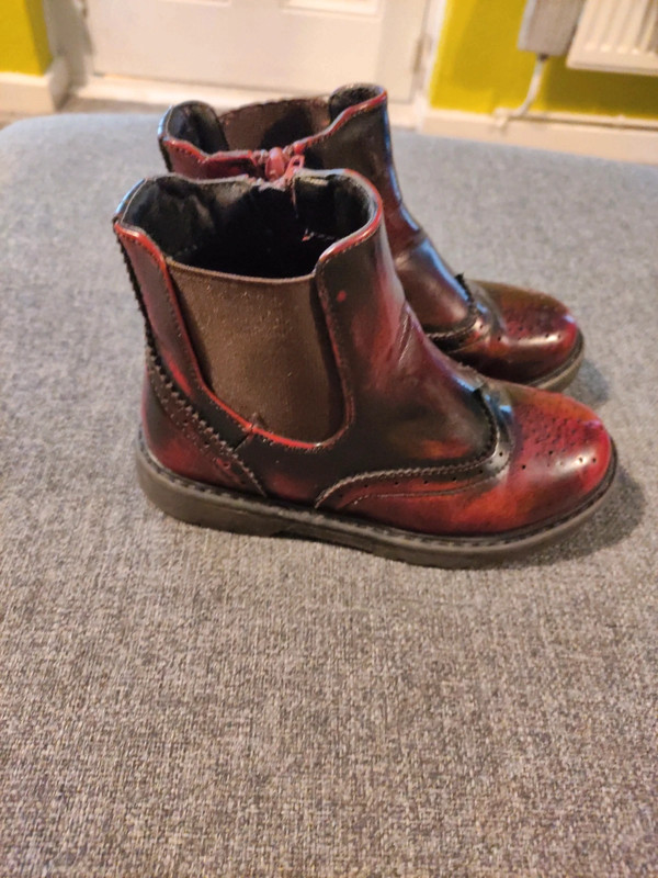 Burgundy boots cheap size 11