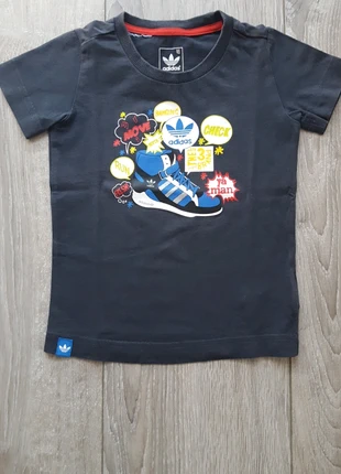 T-shirt adidas taille 3 ans, brand: adidas, condizioni: Ottime, taglia: 24-36 mesi / 92 cm, €7.00, €8.05 include la Protezione acquisti