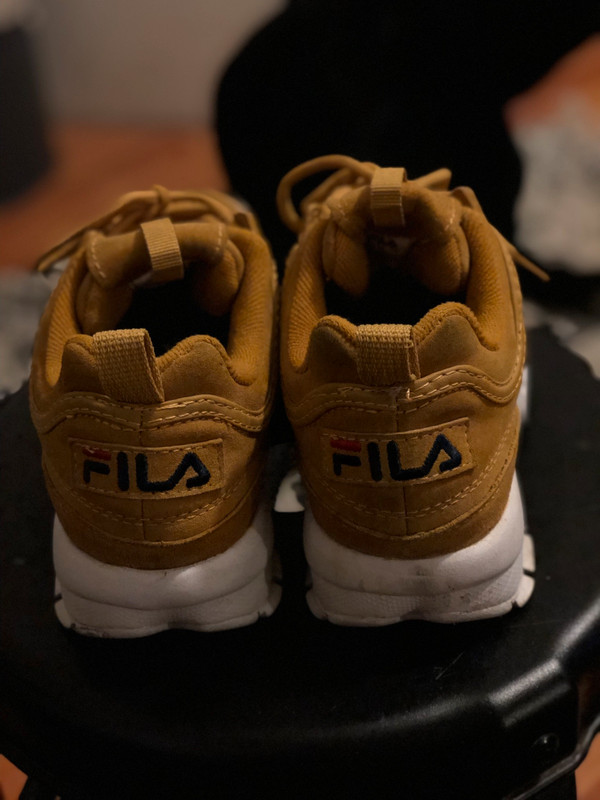 Fila disruptor shop inca gold