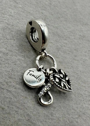 Family Infinity Triple Dangle Charm, brand: Charm, condition: Very good, £6.00, £7.00 includes Buyer Protection Pro