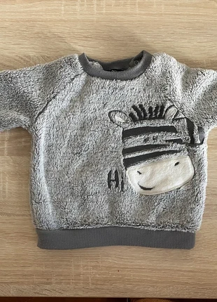 Pull doux et chaud , brand: Intextenso, condition: Very good, size: 6-9 months / 68 cm, €1.50, €2.28 includes Buyer Protection