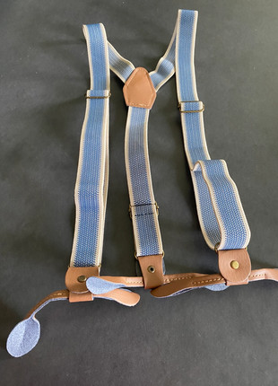 Jolie bretelle boutons neuve gris bleu, condizioni: Nuovo senza cartellino, €20.00, €21.70 include la Protezione acquisti