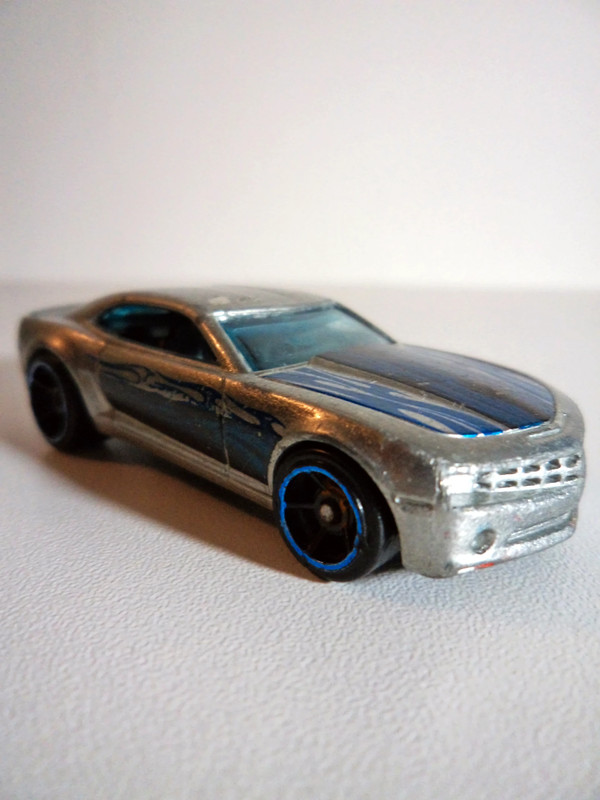 Hot Wheels Zamac 50th Birthday 18 Chevrolet Camaro Concept Blueline Wheels With Flames Vinted 2917