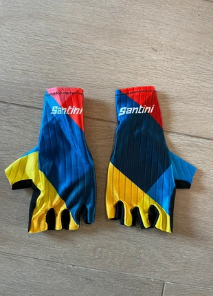 Lidl Trek aero handschoenen, merk: Santini, staat: Nieuw zonder prijskaartje, maat: S, € 15,00, € 16,45 inclusief Kopersbescherming