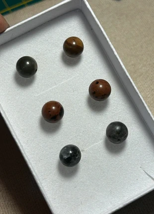 Set orecchini in pietre naturali, merk: Naturale, staat: Heel goed, € 7,00, € 8,05 inclusief Kopersbescherming