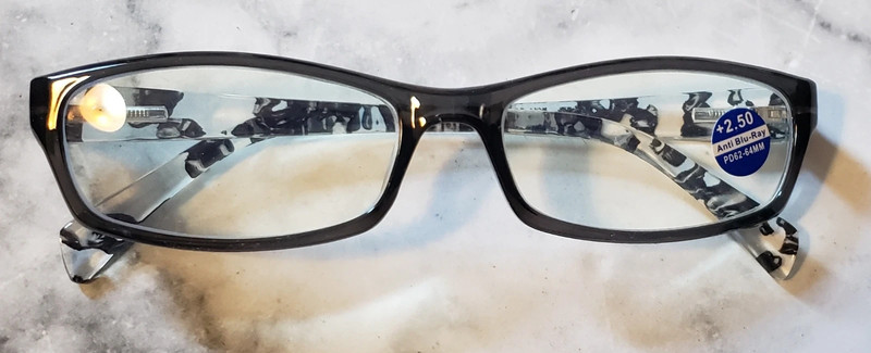 NEW Black Stylish Glasses with Lacy Detail for Readers 2