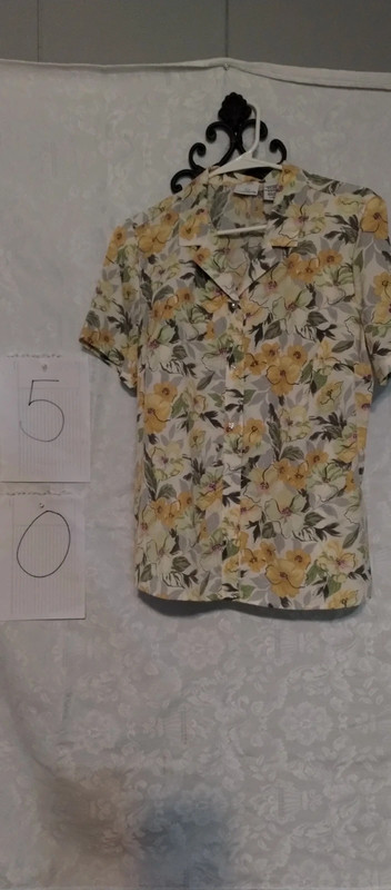 Floral blouse 3