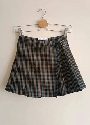 Jupe à carreaux Zara fille 10 ans 140 cm style écossais chic, marque: Zara, état: Très bon état, taille: 10 ans / 140 cm, 5,50 €, 6,48 € Protection acheteurs incluse